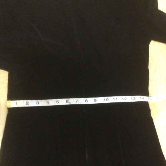 Velvet Black  dress Maggie London size 10 NEW Style by Karen Kong Like New - Picture 7 of 16